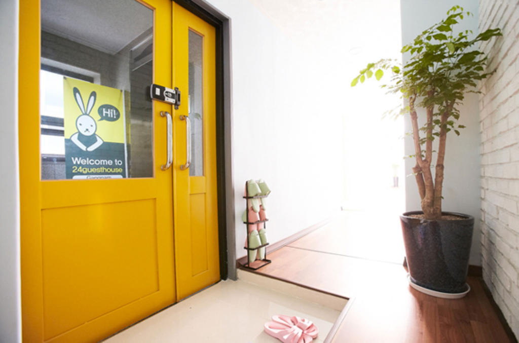24 Guesthouse Gangnam Seoul Exterior photo